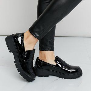 Forever Link Round Toe Loafers